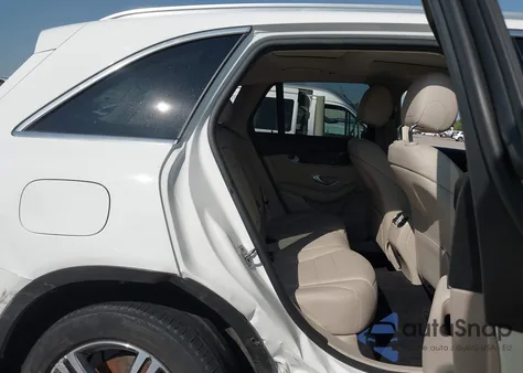 2022 Mercedes-Benz Glc 300 Suv from USA, damaged, VIN W1N0G8DB5NV400354